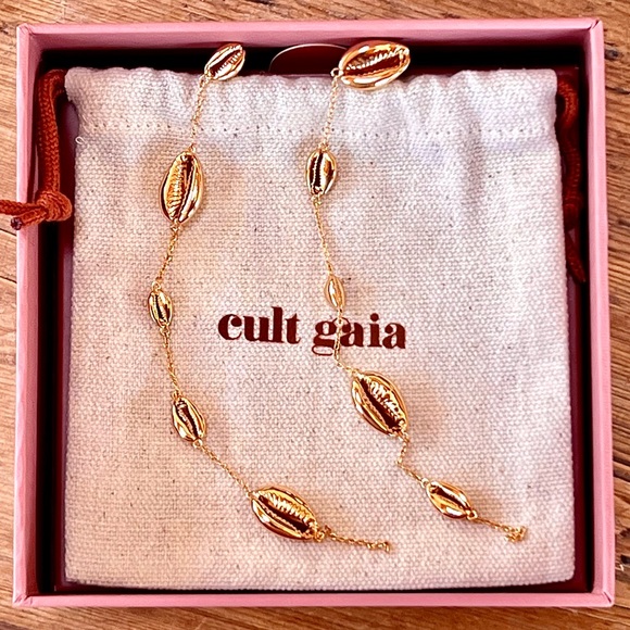 πΊπHPππΊ NWT Cult Gaia Myrna Shell Earrings - Picture 7 of 16